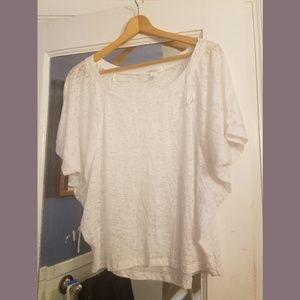 Cute white patterned shirt